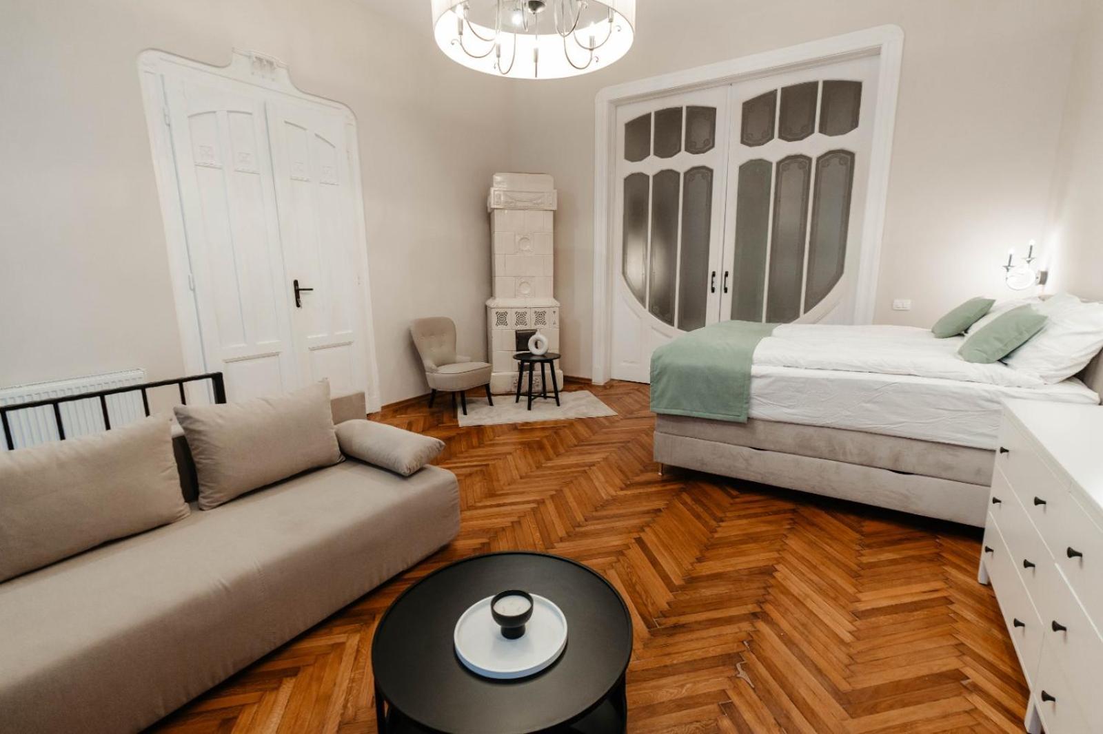 Central Residence Oradea Exterior photo